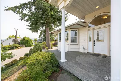 911 E Pacificview Drive, Bellingham, WA 98229 - Photo 8