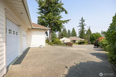 911 E Pacificview Drive, Bellingham, WA 98229 - Photo 14