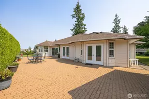 911 E Pacificview Dr, Bellingham, WA 98229 - Photo 10