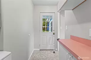 6910 Columbia Ct, Everett, WA 98203 - Photo 20