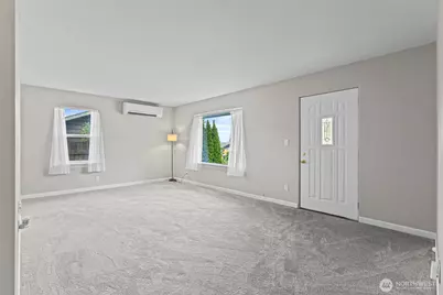 6910 Columbia Court, Everett, WA 98203 - Photo 12