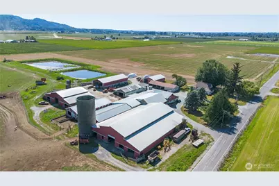 4927 Jones Road, Sumas, WA 98295 - Photo 38
