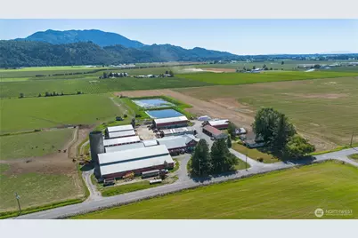 4927 Jones Road, Sumas, WA 98295 - Photo 26