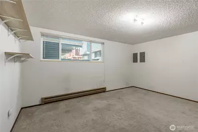827 NW 62nd Street, Seattle, WA 98107 - Photo 36