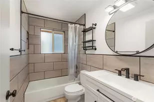 827 NW 62nd St, Seattle, WA 98107 - Photo 8