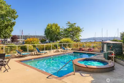 6121 NE 175th Street #C201, Kenmore, WA 98028 - Photo 4