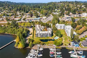 6121 NE 175th St, Kenmore, WA 98028 - Photo 2