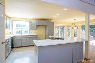 5724 NE Puget Beach Road NE, Olympia, WA 98516 - Photo 14
