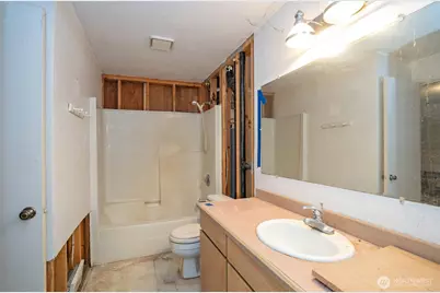 5724 NE Puget Beach Road NE, Olympia, WA 98516 - Photo 30