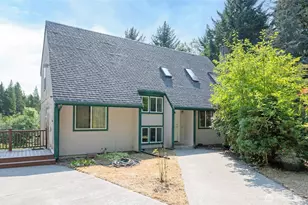 5724 NE Puget Beach Road NE, Olympia, WA 98516 - Photo 2
