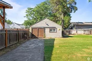 211 SE 4th St, College Place, WA 99324 - Photo 28