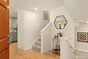 8021 9th Ave NW, Seattle, WA 98117 - Photo 2