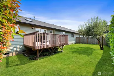 8228 226th Street SW #A/B, Edmonds, WA 98026 - Photo 12
