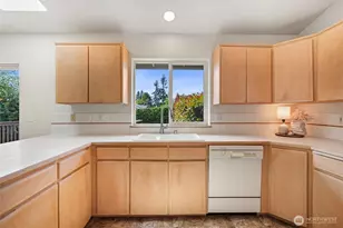 8228 226th St SW, Edmonds, WA 98026 - Photo 22