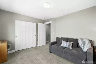 1340 Brooklyn Walk NE, Issaquah, WA 98029 - Photo 16