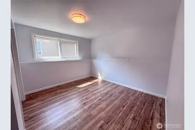 422 116th Place SW, Everett, WA 98204 - Photo 4