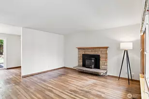 3839 145th Ave SE, Bellevue, WA 98006 - Photo 2