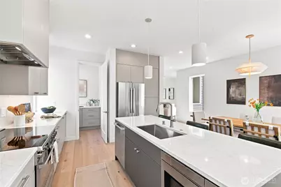 2647 Walnut Avenue SW #B, Seattle, WA 98116 - Photo 10