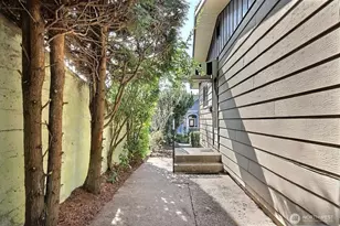 326 Renton Ave S, Renton, WA 98057 - Photo 28