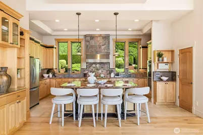2837 E Lake Sammamish Parkway NE, Sammamish, WA 98074 - Photo 16
