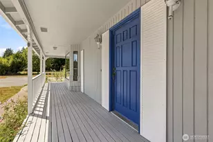 3705 Eagle Lake Ln NE, Olympia, WA 98506 - Photo 2