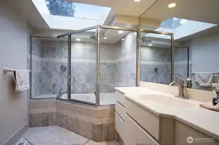 7814 SE 72nd St, Mercer Island, WA 98040 - Photo 14