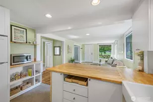 11017 31st Ave NE, Seattle, WA 98125 - Photo 12