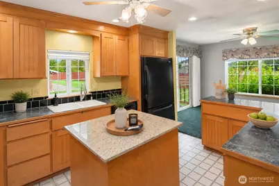 15217 79th Street NE, Lake Stevens, WA 98258 - Photo 16