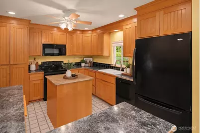 15217 79th Street NE, Lake Stevens, WA 98258 - Photo 18