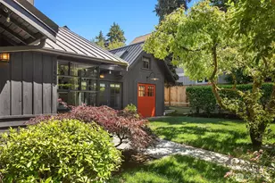 1426 37th Ave E, Seattle, WA 98112 - Photo 4