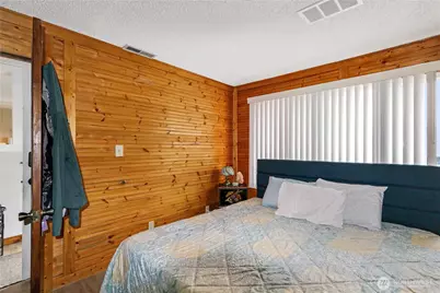 18627 32nd Avenue S, SeaTac, WA 98188 - Photo 2