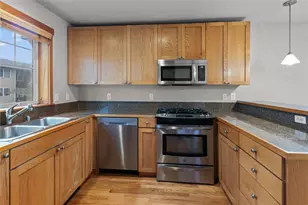 4346 7th Ave NE, Seattle, WA 98105 - Photo 12