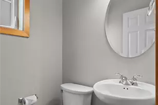 4346 7th Ave NE, Seattle, WA 98105 - Photo 18