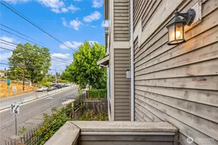 4346 7th Ave NE, Seattle, WA 98105 - Photo 16