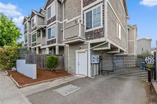 4346 7th Ave NE, Seattle, WA 98105 - Photo 4