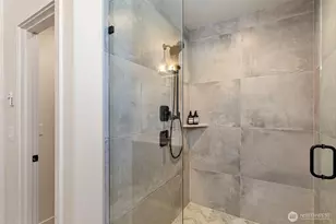 4430 Dayton Ave N, Seattle, WA 98103 - Photo 32