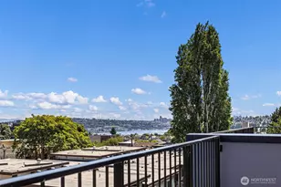 4430 Dayton Ave N, Seattle, WA 98103 - Photo 36