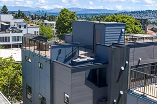 4430 Dayton Ave N, Seattle, WA 98103 - Photo 38