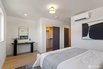 4430 Dayton Avenue N, Seattle, WA 98103 - Photo 28