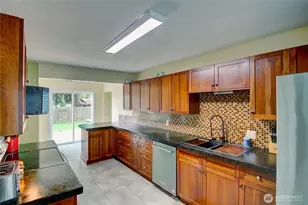 18011 McLean Rd, Mount Vernon, WA 98273 - Photo 2