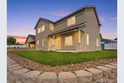 1923 N Mineral Place, East Wenatchee, WA 98802 - Photo 2