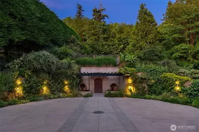 7733 Hansen Road NE, Bainbridge Island, WA 98110 - Photo 8