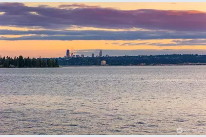 6225 Lake Washington Boulevard NE #209, Kirkland, WA 98033 - Photo 10