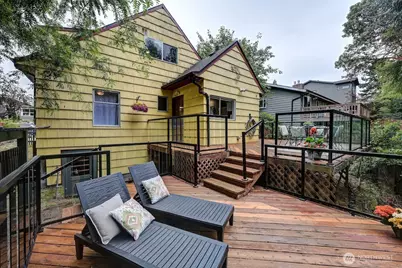2623 39th Avenue SW, Seattle, WA 98116 - Photo 24