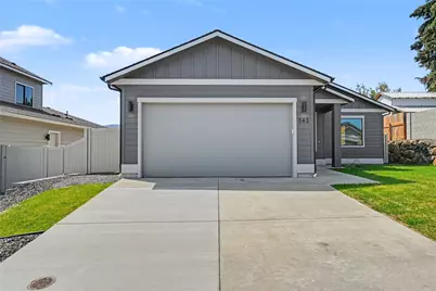 562 S Oasis Loop, East Wenatchee, WA 98802 - Photo 2