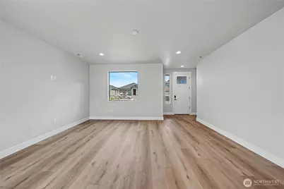562 S Oasis Loop, East Wenatchee, WA 98802 - Photo 8