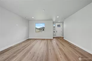 562 S Oasis Loop, East Wenatchee, WA 98802 - Photo 8