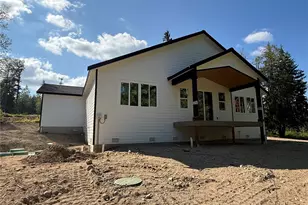 15114 295th St E, Kapowsin, WA 98338 - Photo 2