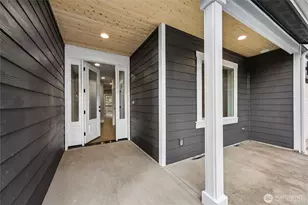 15114 295th St E, Kapowsin, WA 98338 - Photo 18