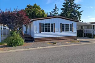 225 NE Ernst, Oak Harbor, WA 98277 - Photo 2